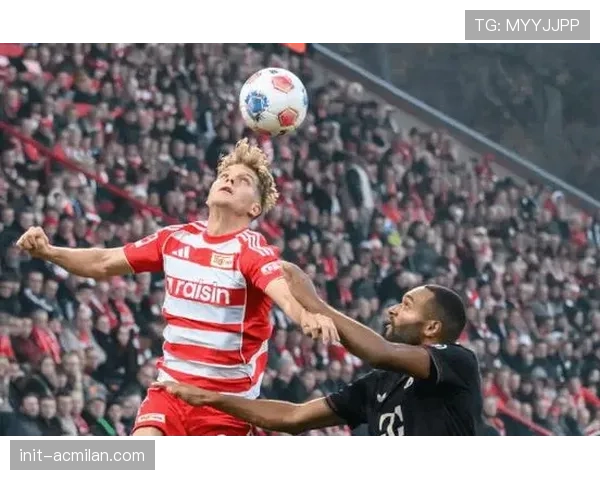 战报：沃尔夫斯堡2-2战平柏林联合，客队补时阶段绝平